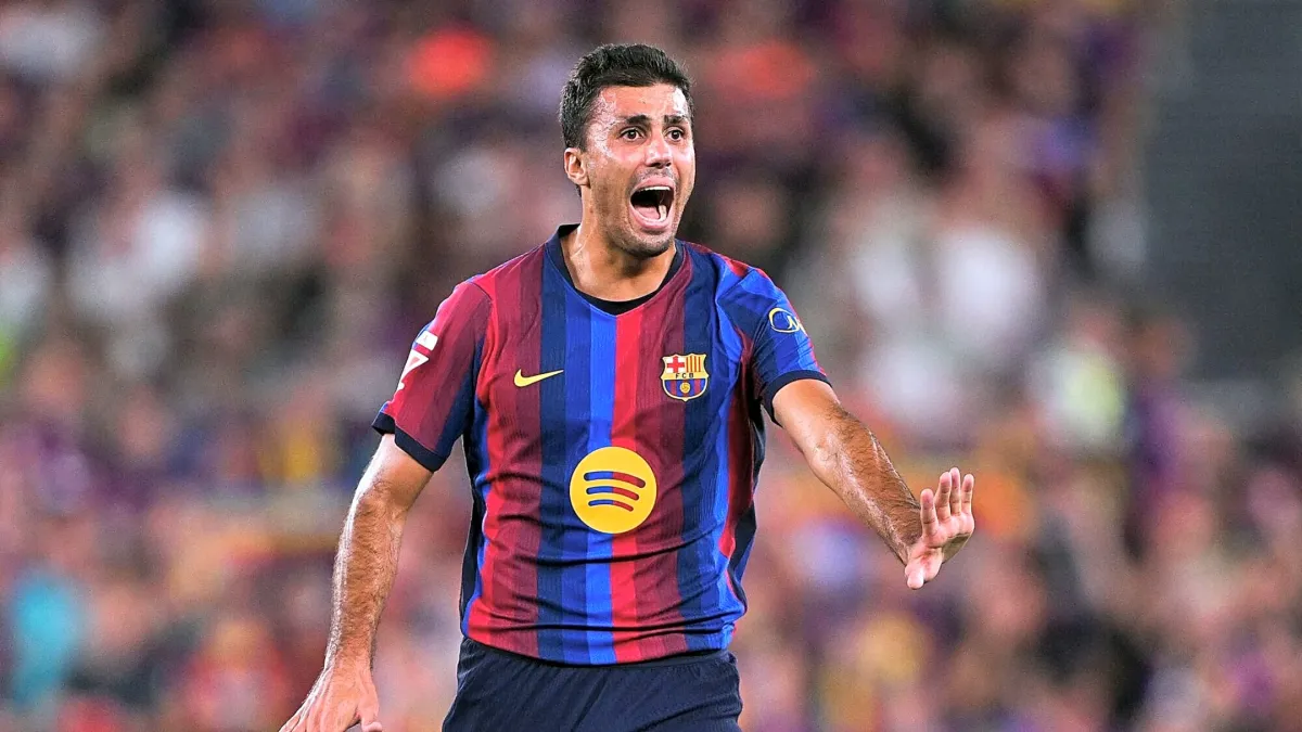 Rodri Chooses Barcelona Over Real Madrid After Private Talk with Mourinho