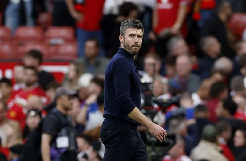 Michael Carrick Dismisses Future Speculation as Manchester United Seek Immediate Turnaround