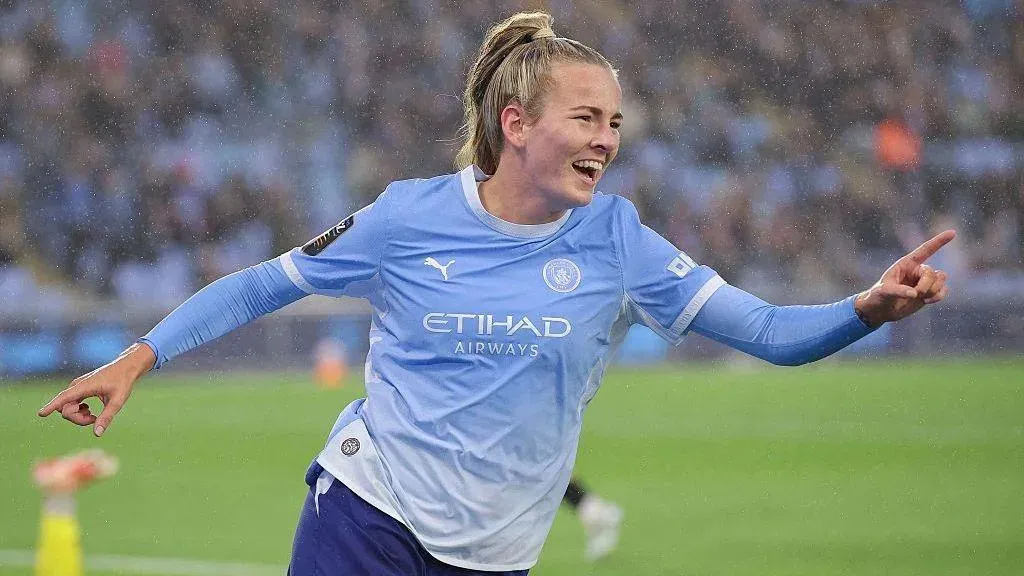 Manchester City Secure Dramatic Late Win to Maintain Perfect Start Against Liverpool