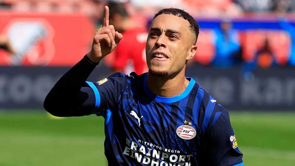 Sergiño Dest’s Post-World-Cup Resurgence: From Injury Struggles to PSV’s Champions League Threat