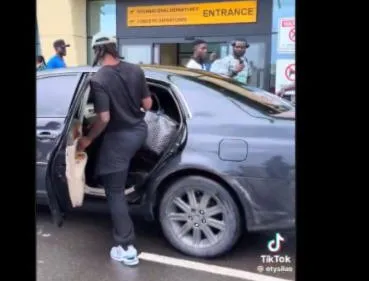 2008 Toyota Avalon used to ferry Super Eagles players sparks backlash ahead of Madagascar qualifier