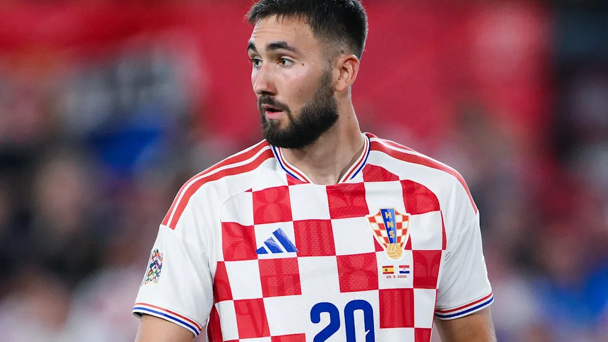 Matanovic’s Bundesliga Blitz Sparks Premier League Scramble as Top Clubs Race for the Croatian Striker