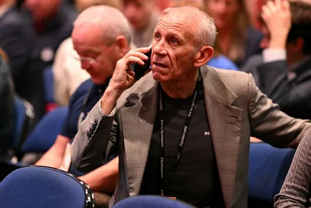Peter Reid delivers blunt verdict on Manchester City’s decline as Everton’s ‘strange’ transfer call sparks debate