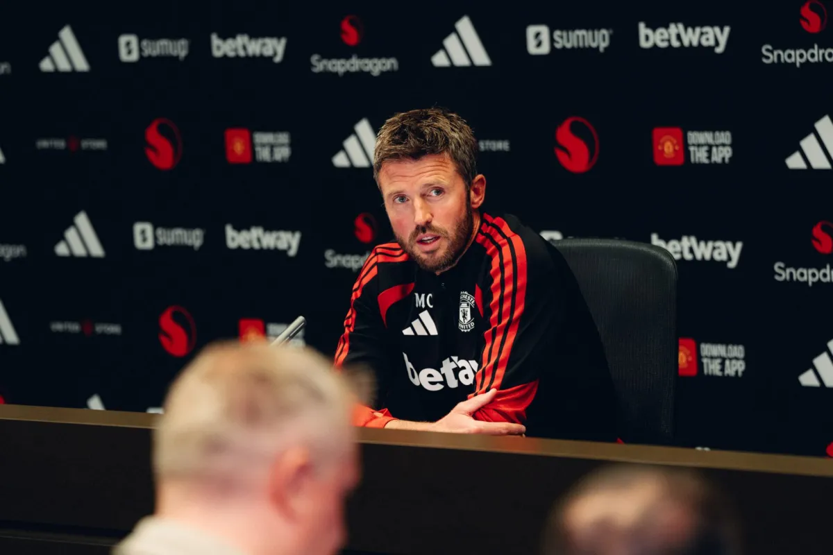 Manchester United’s JJ Gabriel saga: Carrick’s warning as legal action looms and top clubs prepare to move