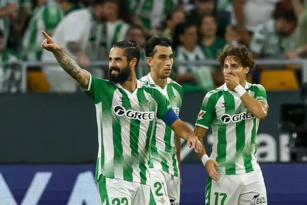 Isco’s Double Hauls Real Betis to LaLiga Third, Five Points Behind Barcelona