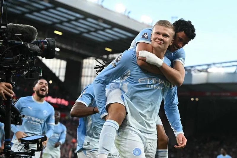 Manchester City’s Unshaken Dominance: How Pep’s Side Defied Anfield’s Hostility to Claim a 3-0 Triumph Over Liverpool