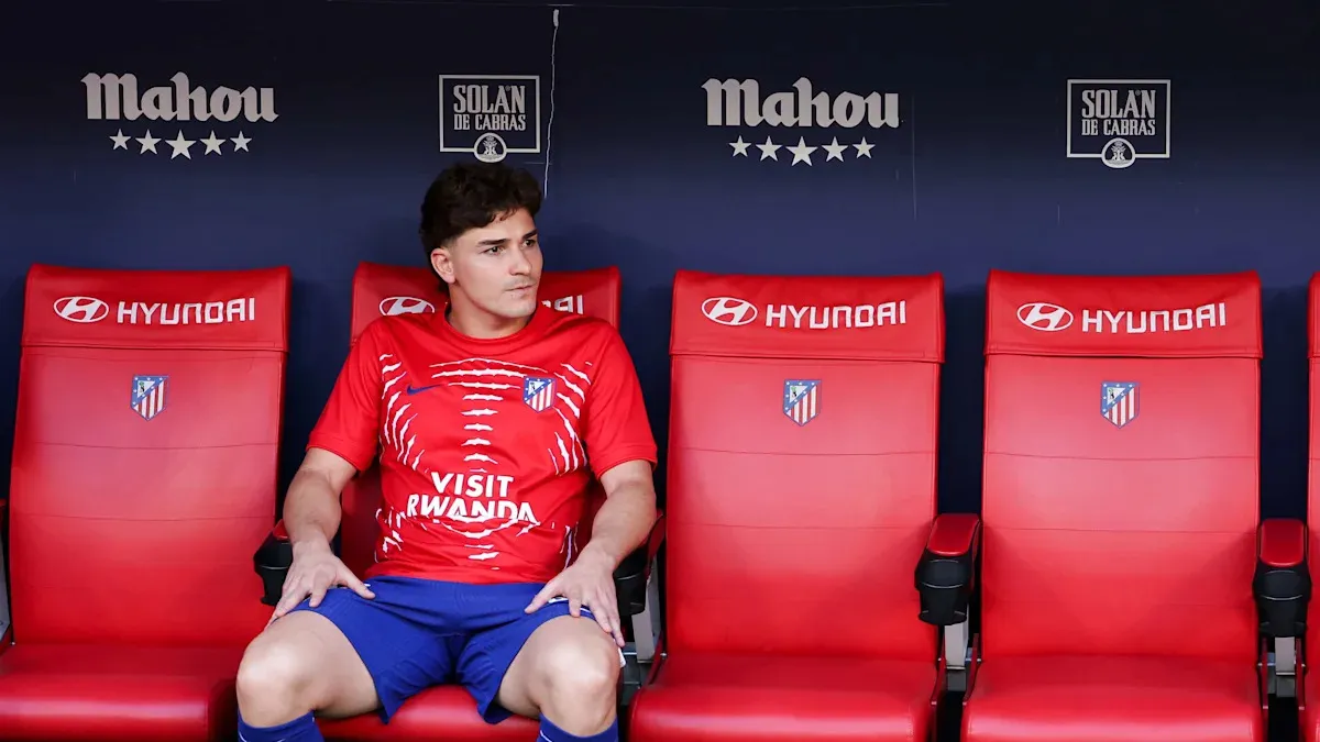 Barcelona’s Alvarez saga enters new phase as Atletico forward signals shift in agent representation