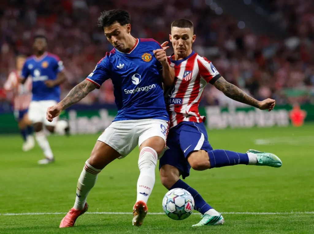 Lisandro Martinez Apologizes After Scathing Criticism of Manchester United’s Leadership