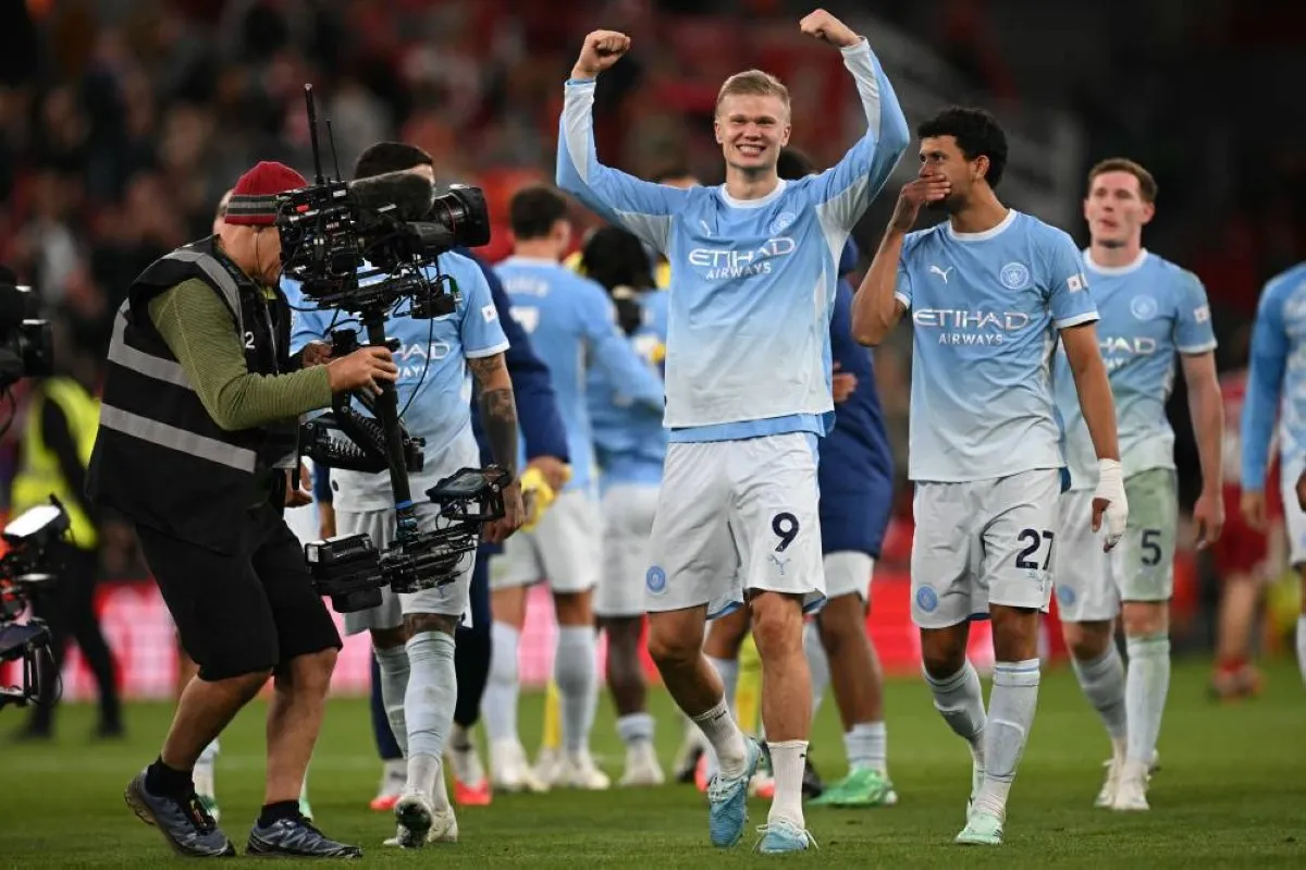 Manchester United’s crisis deepens as City’s financial storm threatens Premier League dominance