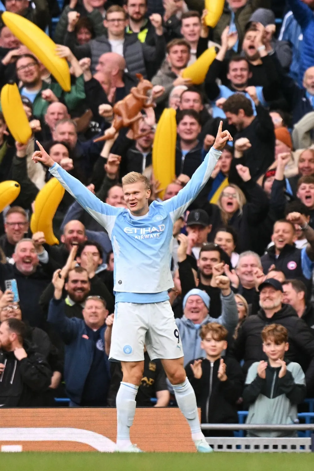 Manchester City’s Haaland fires Premier League leaders past Ipswich in seventh straight win as Liverpool’s Iraola delivers late statement against Brentford