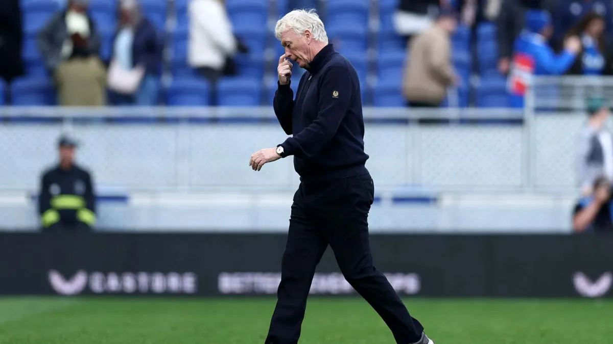 Jake O'Brien Pushes for First Everton Start as David Moyes Weighs Tactical Shift Against Arsenal