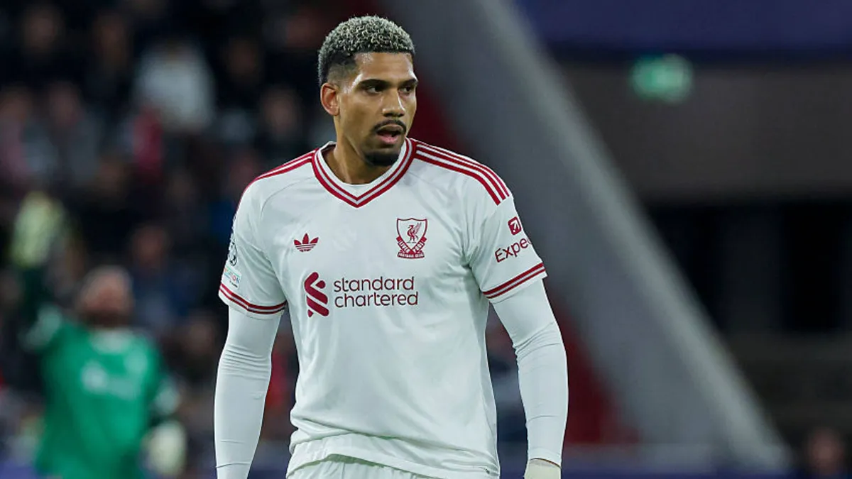 Liverpool’s Ronald Araújo: A Loan Success with a Permanent Transfer Puzzle