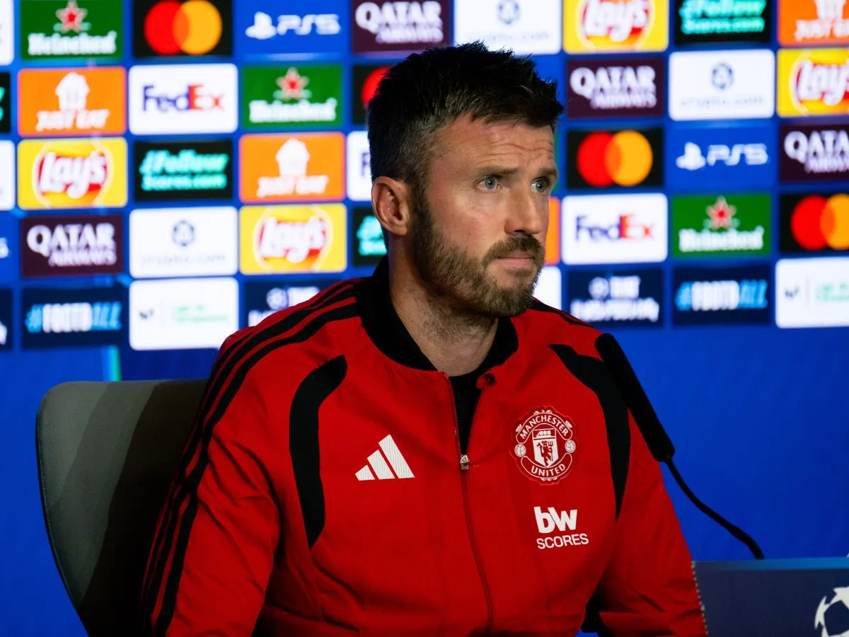 Manchester United’s Champions League Challenge: Rashford’s Hip Status and Carrick’s Leadership Test Ahead of Como