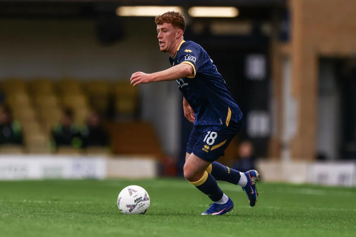 Oxford United’s James Golding secures extended loan at Southend United as Shrimpers push for survival